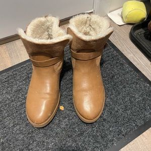 Ugg romely buckle boot